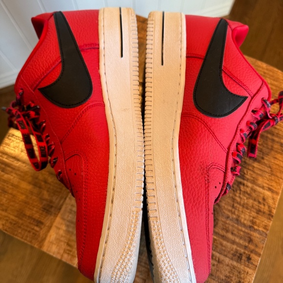 NIKE Men's Size 10 Air Force 1 Low 823511-604 - Picture 4 of 7